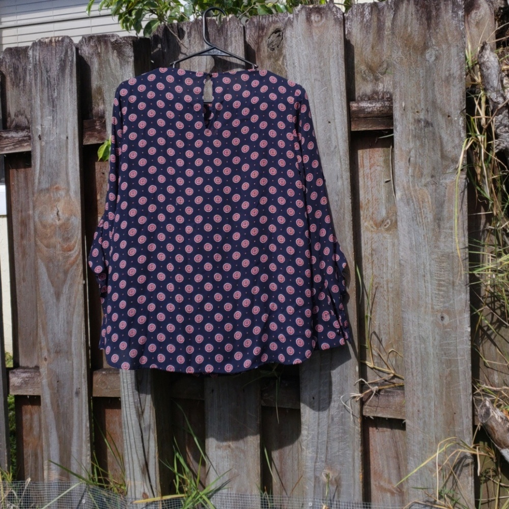 Blouse - Picture 3 of 3
